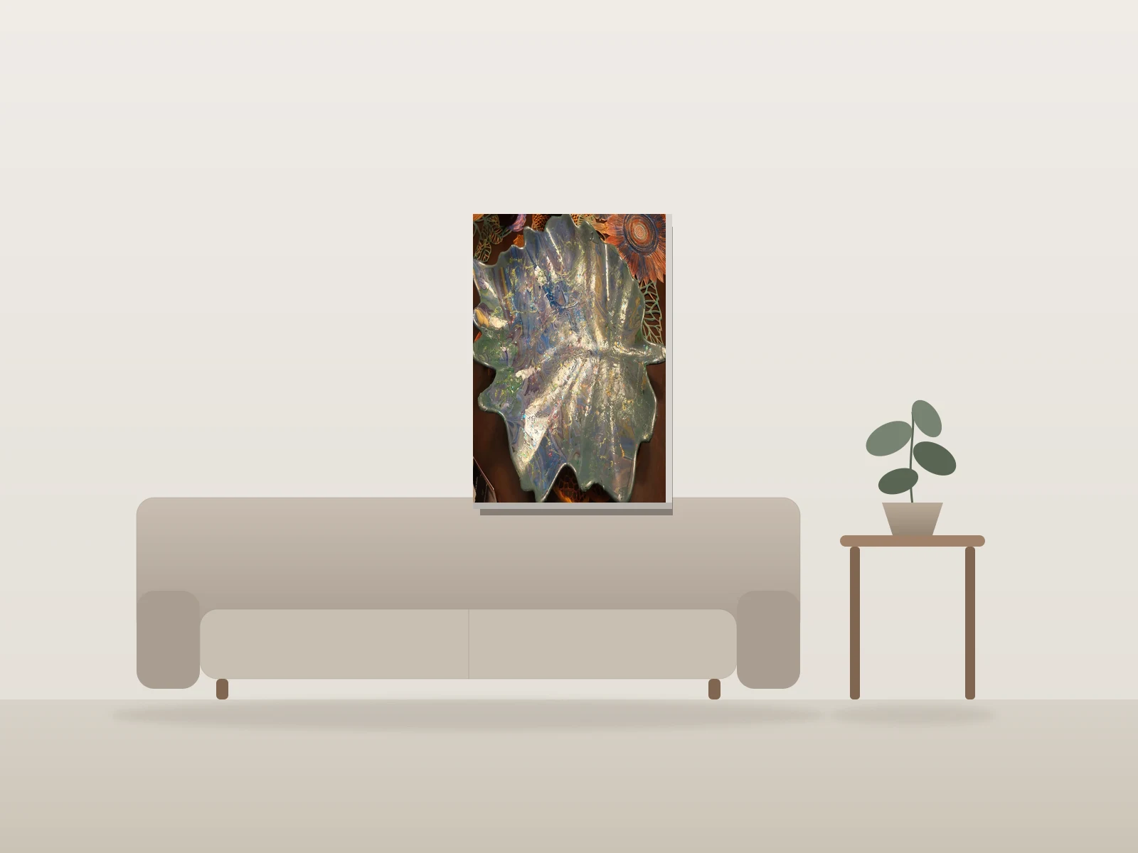 Fluid Art Glass Leaf par LB Artisan présentée à l'échelle dans une pièce
